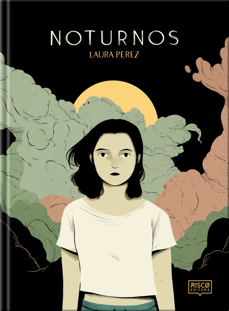 Capa do livro 'Noturnos' de Laura Pérez, ilustrada com uma mulher jovem de cabelo escuro e expressão séria, com nuvens coloridas ao fundo e uma lua amarela.